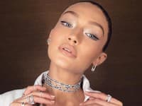 Krásna modelka spolupracuje so značkou Maybelline už dlhší čas