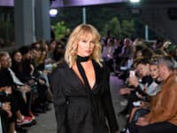 Modelka Simona Krainová odštartovala novú éru vlasových trendov