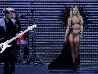 Po materskej dovolenke sa na mólo vrátila aj famózna Candice Swanepoel