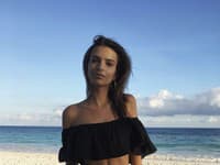 Emily sa môže pochváliť dokonalou postavičkou