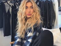 Tento odtieň je novým prevratom v oblasti blond farby a prináša akúsi nadčasovú vlnu