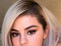 Speváčka Selena Gomez a jej prekvapivá transformácia z brunetky na blondínku určite inšpiruje ostatné ženy
