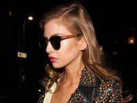 Modelka Stella Maxwell a jej parížsky štýl
