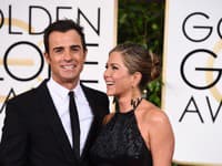Jennifer Aniston a Justin Theroux sa po 3 rokoch manželstva rozišli