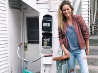 Tanečníčka Ivana Gáborík vlastní takýto tyrkysový bicykel