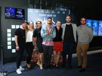 Poriadna dávka energie, skvelých tanečných kreácií, hudby aj emóciami nabitý príbeh – to všetko divákom ponúka slovenský film BACKSTAGE