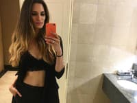 Veronika na tejto fotografii upútala nielen s presvetlenými končekmi vlasov, ale aj svojím vypracovaným telom