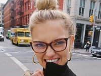 Look divošky vedia pekne podčiarknuť tigrované rámy