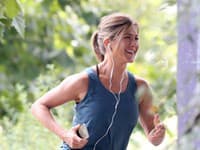 Herečka Jennifer Aniston miluje beh a jógu