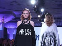 Na prehliadke sa striedali okázalé modely 