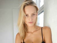 Slovenská topmodelka, ktorej svet leží pri nohách