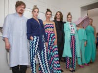 Boris Hanečka a riaditeľ dF Erik Šimčisko s novými modelmy jar/leto