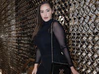 Hoci rada Jada nosí tmavšie outfity, jej život je veselý a pozitívny ako on sama 