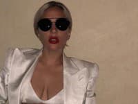 Kostýmové variácie sa stali obľúbeným outfitom speváčky Lady Gaga