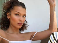 Na modelku Bellu Hadid by ste netipovali, že keď dostane svoje chute, dopraje si aj tieto nezdravé kalórie