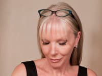 Linda Meredith je skúsenou odborníčkou na pleť a ku kráse pomáha aj kráľovskej rodine