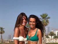 Riaditeľka Miss Slovesko Karolína Chomisteková na dovolenke s kamarátkou priam žiari