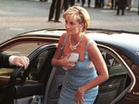 Princezná Diana sa vyhýbala noseniu módnej značky Chanel preto, lebo jej pripomínala nešťastné manželstvo 