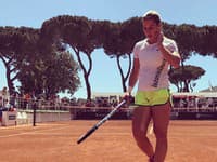 Tenistka Dominika Navara-Cibulková sa dôkladne pripravuje so svojím trénerom už doma