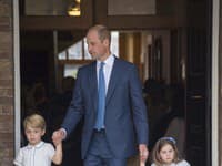 Spoločne so starším bratom Georgeom bola princezná Charlotte aj na krstinách svojho mladšieho súrodenca