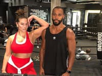 V posilňovni je plus size modelka Ashley Graham zakaždým, keď si nájde chvíľku času