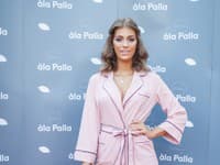 Jasmina Alagič bola moderátorkou večera a siahla po županovom saku s culottes
