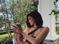 Byť mamou nesie so sebou veľkú zodpovednosť, Kylie si to veľmi uvedomuje