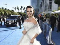 Ceremoniál spríjemnila svojou krásou a vyžarovaním aj herečka Penelope Cruz v haute couture róbe od Chanel