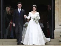Dnes už samozrejme poznáme meno dizajnéra, ktorým bol britský rodák, Peter Pilotto
