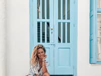 Tanečnica a modelka Ivana Gáborík s dlhými vlasmi.