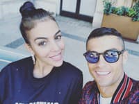 Ronaldo sa s Georginou zoznámil na večierku