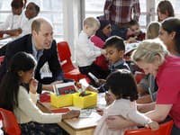 Princ William vtipne poznamenal, že je nepoužiteľný čo sa týka umeleckých aktivít či remesiel