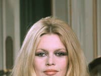 Lásku zvierat postavila Brigitte Bardot nad lásku k ľuďom, napriek tomu ostala ľudskou, aj keď po svojom
