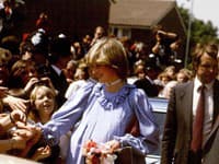 Dokonca aj princezná Diana siahala v tomto období po kratších modeloch