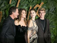 Kaia Gerber mala to šťastie, že mohla vyrastať v ustálenej a milujúcej rodine