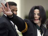 Spevák Michael Jackson bol nepochybne jednou z legiend a popových ikon, pre ktorého spev, zjav, či filantropiu, ho milovali fanúšikovia po celom svete