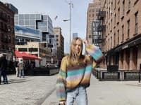 Farebné variácie blondínkam veľmi pristanu a na topmodelke Erike Palovičovej vyzerajú úžasne