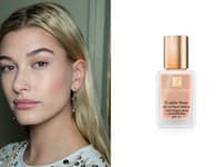 Make-up Estée Lauder Double Wear Stay-in-Place je ideálny pre dámy, ktoré trápi mastnejšia pleť 