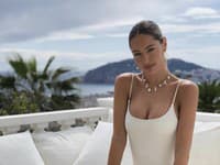 Pozrite sa, akému nápoju podľahla Mathilde Goehler a udržiava si tak perfektnú figúru
