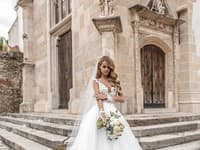 Modelka Zuzana Nemec Kollárová si pre svoj veľký deň zvolila práve šaty z Júliiným rukopisom