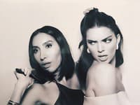 Dvorná kaderníčka klanu Kardashian pozná všetky tajomstvá, ako na rýchle a efektívne účesy
