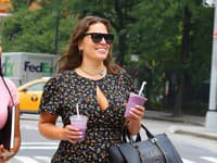 Tehotenské bruško sa Ashley Graham už pekne zaobľuje a ako veľa z nás vie, je čoraz ťažšie obliecť sa. Toto je jej rada, ako vyzerať štýlovo