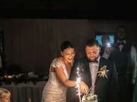 Zamilovaný raper Kali neváhal požiadať svoju Alicu o ruku a tá sa s nami podelila aj o pár detailov a najkrajších okamihov pred aj počas svadby