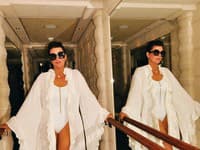 Mama Kris Jenner však na sebe a svojej postave stíhala cvičiť aj počas toho, ako vychovávala svoje deti