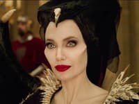 Angelina je dnes aj vďaka svojej hereckej práci opäť sebavedomá žena 