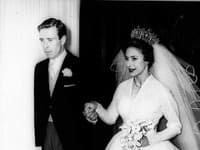 Kráľovská rodina napokon privolila a 29-ročná princezná Margaret sa tak vydala za svojho fotografa 6. Mája 1960 