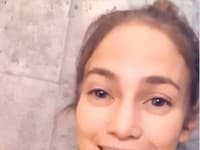 Bez make-upu pôsobí Jennifer Loepez ako každá žena