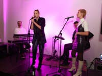 Emma Drobná na pódiu počas večera predstavila videoklip k singlu Demons