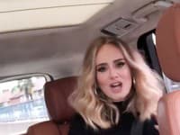 Neuveriteľná premena kedysi kyprej speváčky Adele vyvoláva nielen prekvapenie, ale aj zvedavosť, čo sa za tým skrýva