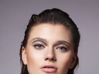 Dior Look a šťavnatosť pier, pri ktorej preberá hlavnú úlohu transparetný lesk